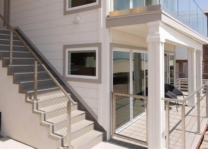 5609 East Seaside Walk