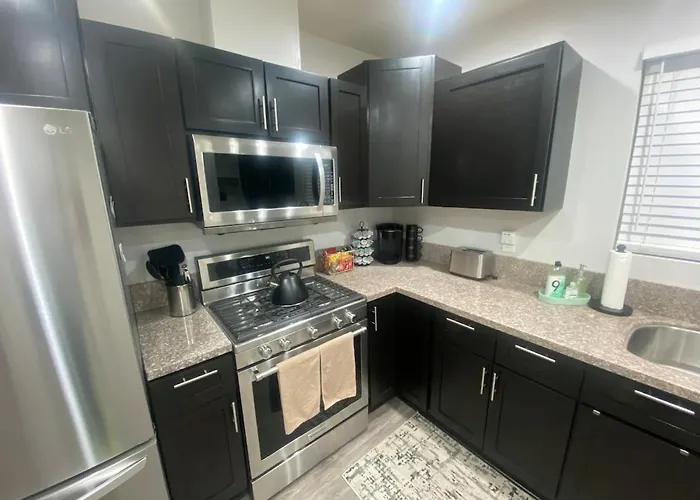 Bonvoyage-Sleep&Sail Overnight Stays-Sleeps 6-8